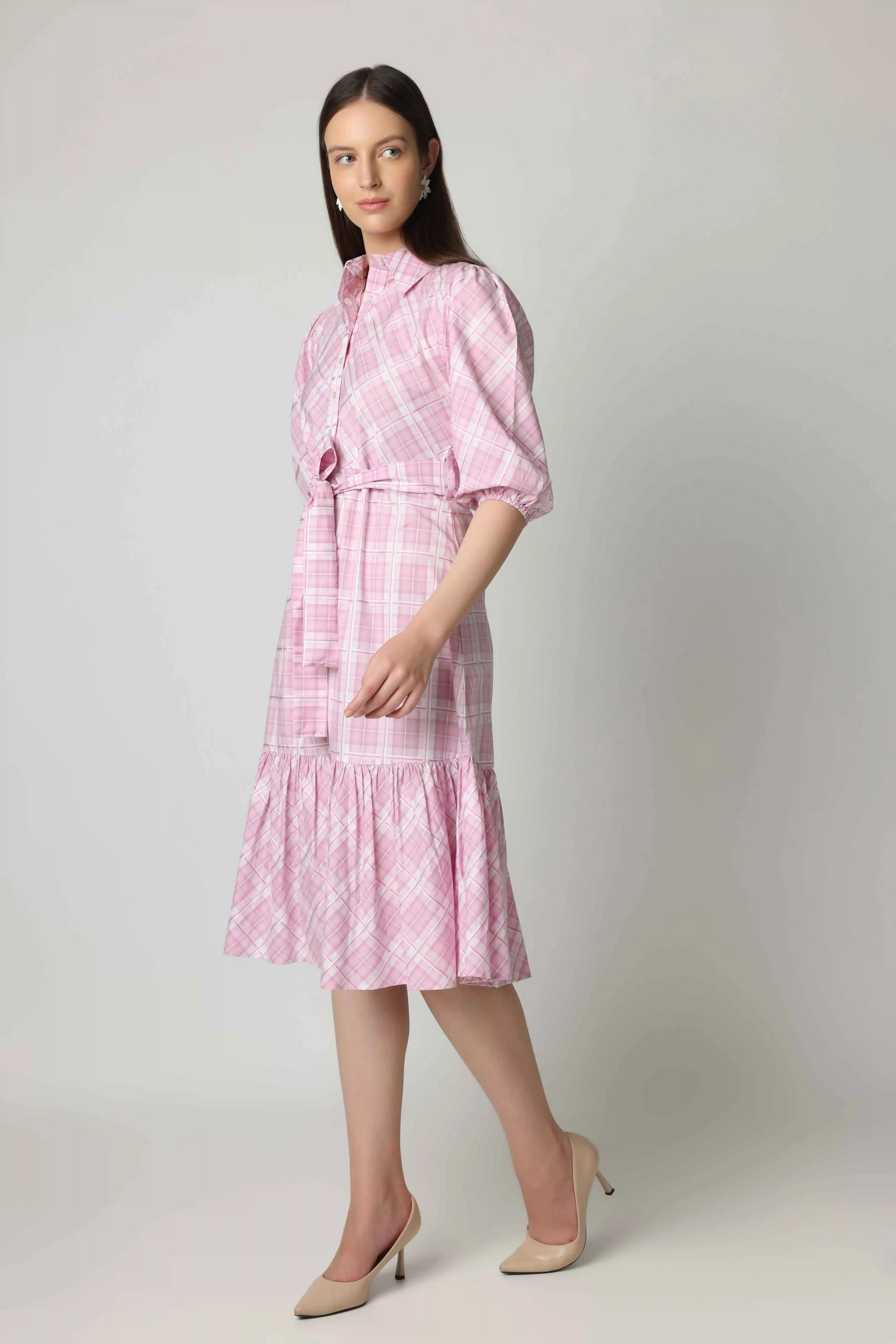 Chic Checkered midi dress